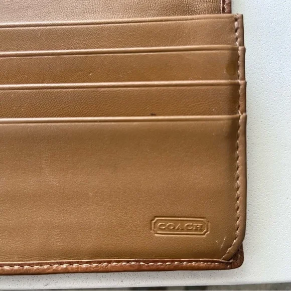 Y2K Coach Brown and Tan Signature Wallet - Picture 5 of 15